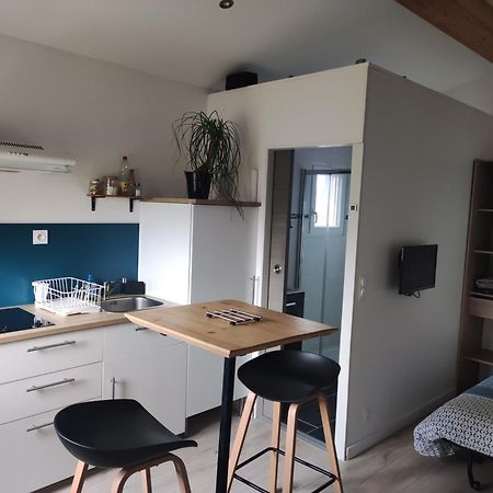 Ferienwohnung Dependance Cosy Longages Exterior foto